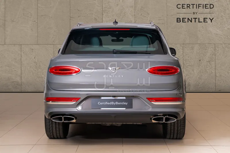 2025 Bentley Bentayga V8