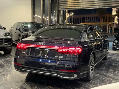 2022 Audi A8L 55TFSI