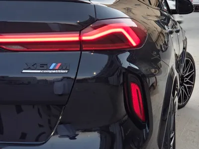 2022 بي ام دبليو الفئة اكس 6 إم كومبيتيشن