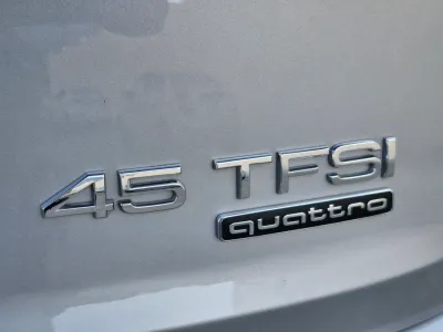 2022 Audi Q7 S line