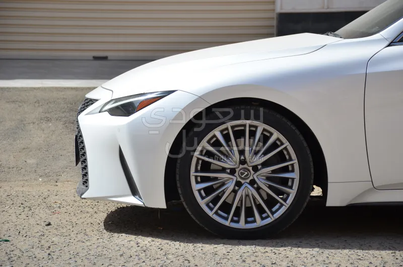 2022 Lexus IS 300