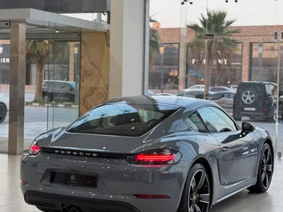 2025 بورش 718 كايمان