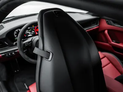 2025 بورش 911 كاريرا جي تي اس