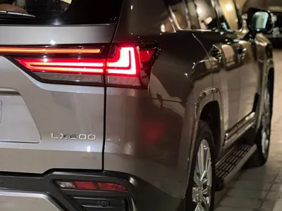 2022 لكزس إل إكس 600 vip بلاك بكج