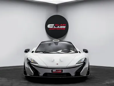 2015 مكلارين بي 1