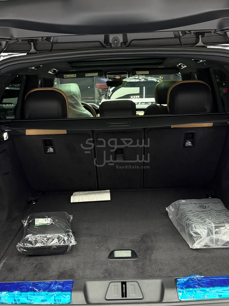 2024 لاند روفر رينج روفر سبورت اتش اس اي