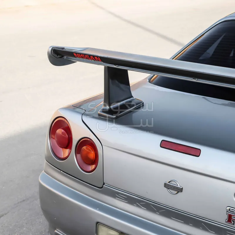 2001 Nissan SkyLine
