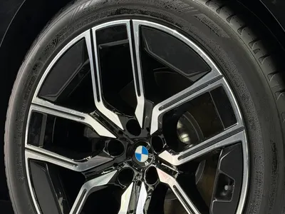 2025 BMW 7 Series 735i