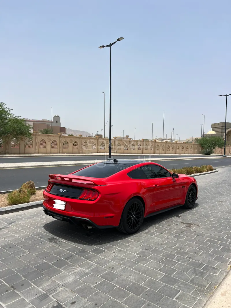 2022 فورد موستانغ جي تي