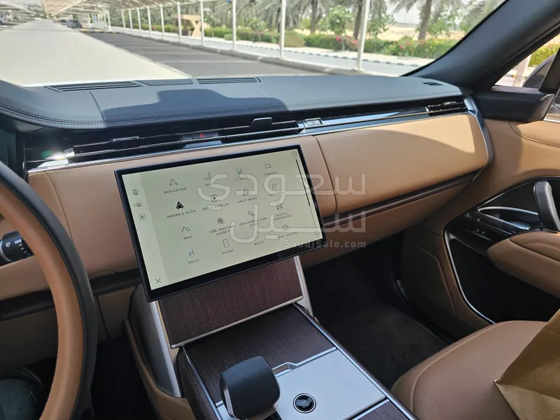 2024 Land Rover Range Rover HSE