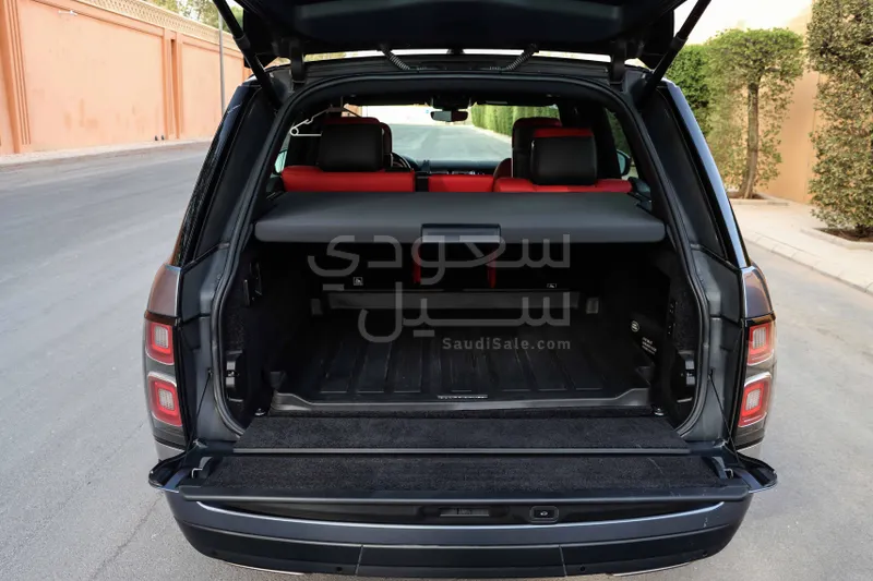 2020 Land Rover Range Rover Vogue SE