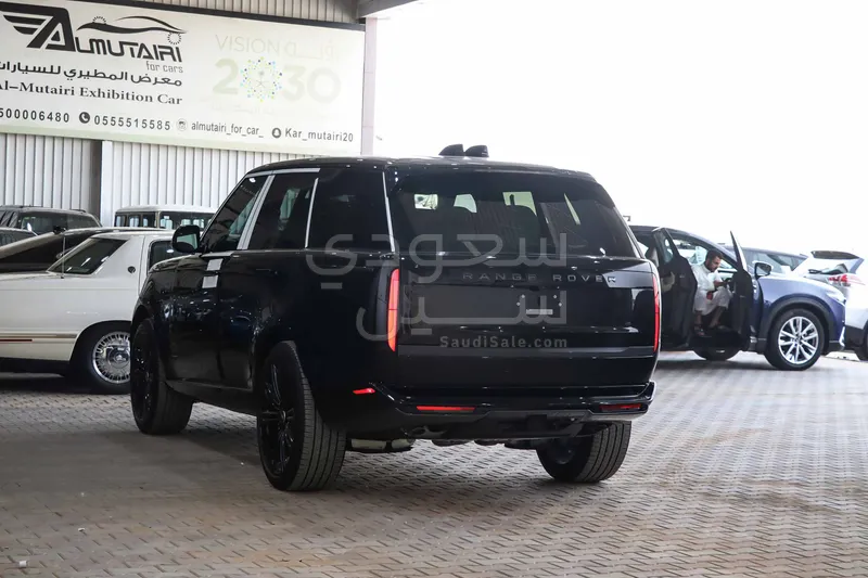 2025 Land Rover Range Rover Vogue SE