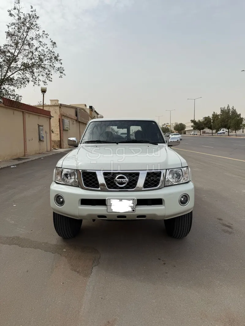 2022 نيسان باترول سفاري