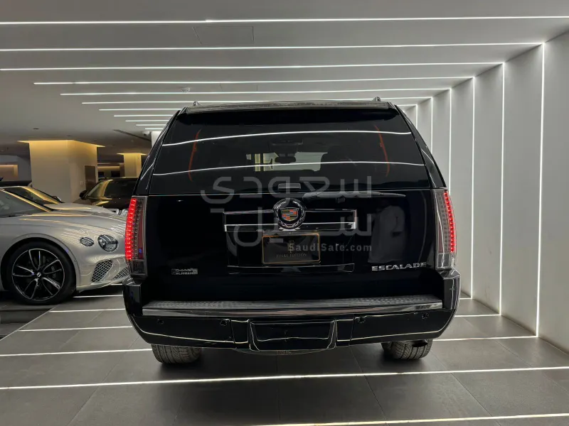 2013 Cadillac Escalade