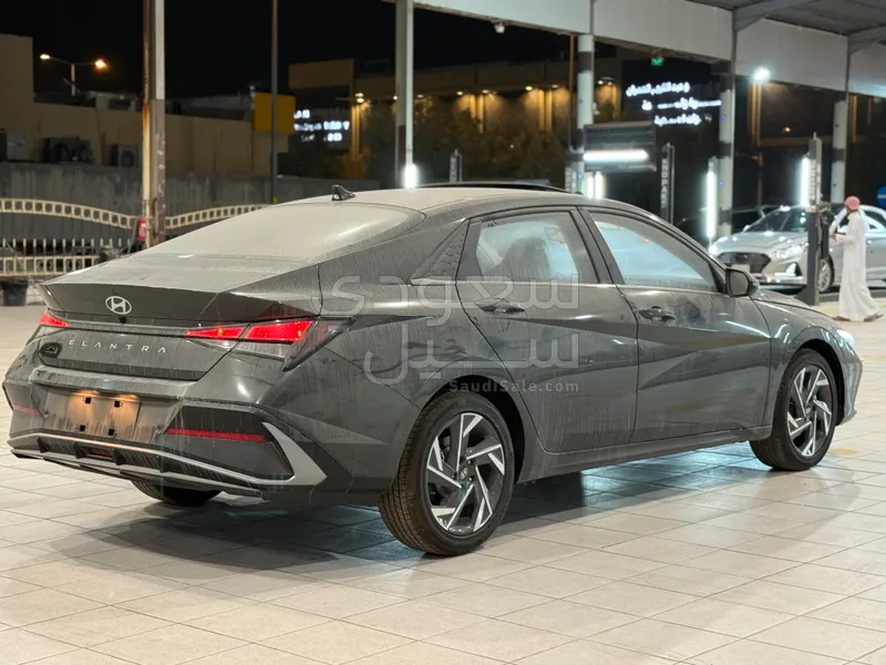 2025 Hyundai Elantra