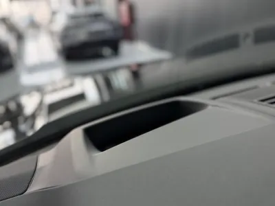 2025 لاند روفر رينج روفر سبورت اتش اس اي