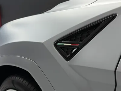 2024 Lamborghini URUS S