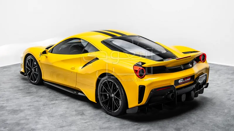 2020 فيراري بيستا 488