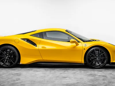 2020 فيراري بيستا 488