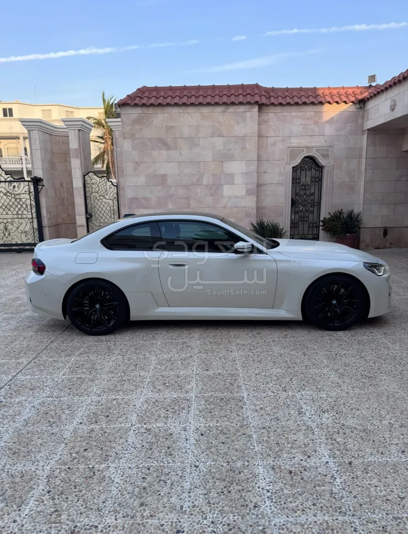 2024 BMW M Series M2