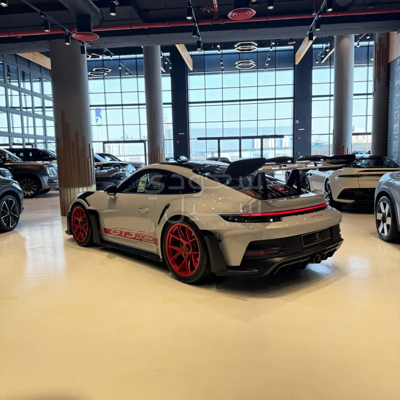 2025 بورش 911 جي تي 3 ار اس