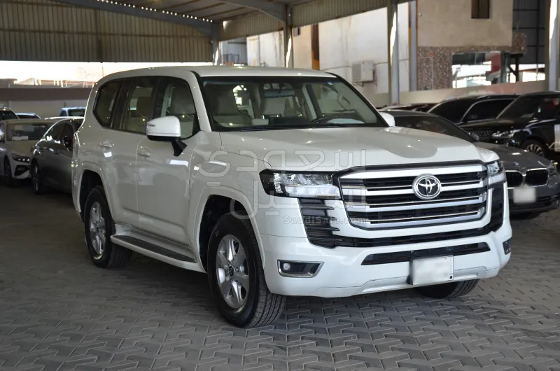 2023 Toyota Land Cruiser GXR