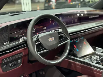 2025 Cadillac Escalade Platinum