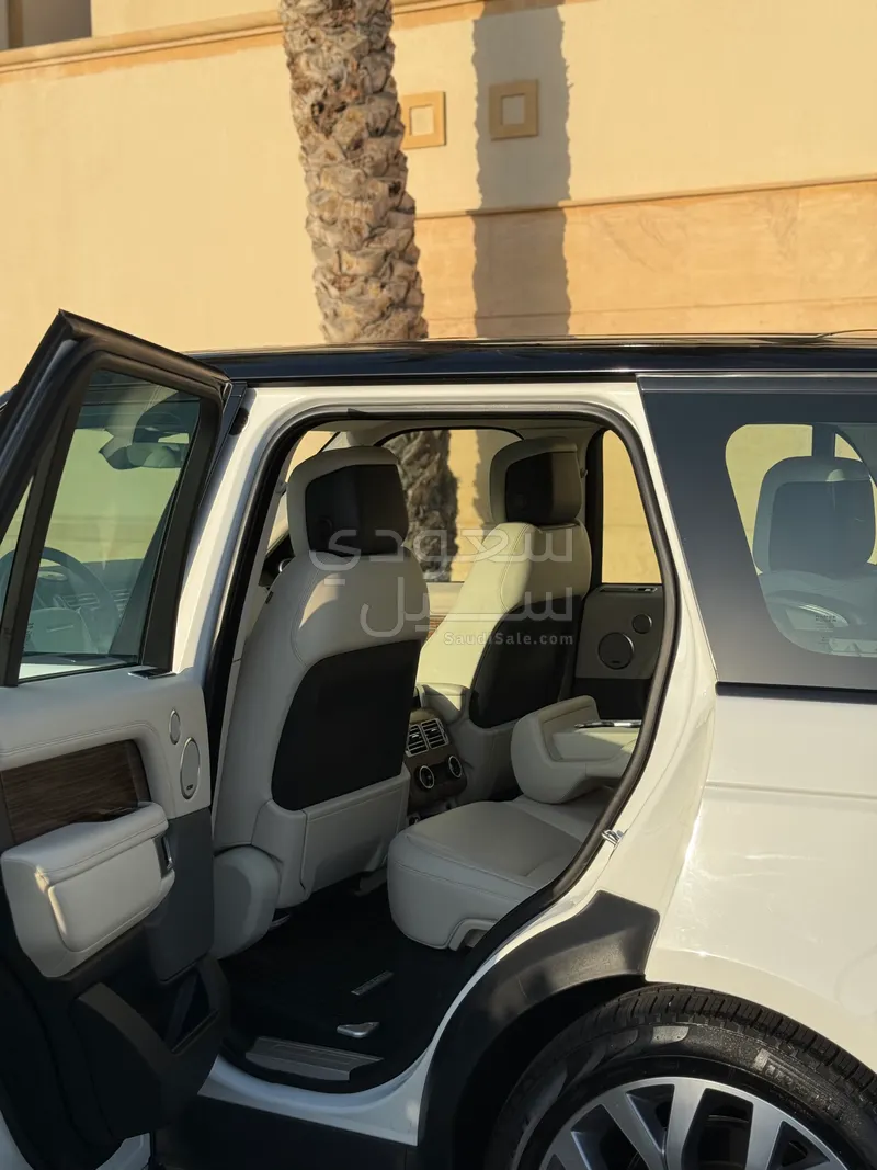 2019 لاند روفر رينج روفر اتش اس اي