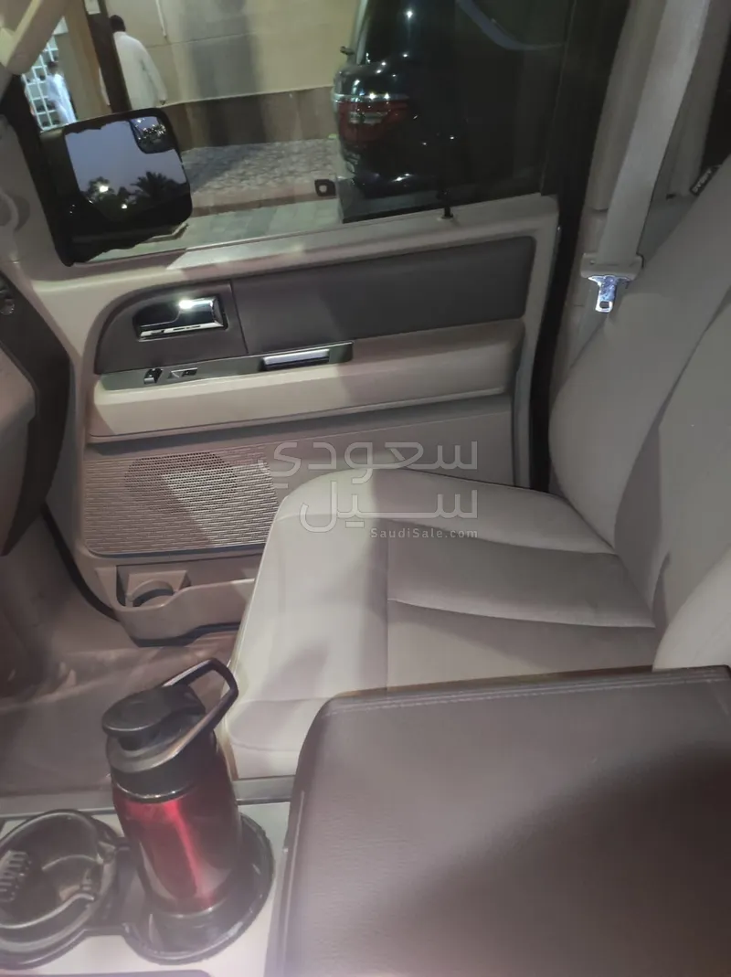 2014 فورد اكسبيديشن