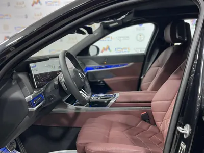 2025 BMW 7 Series 735i