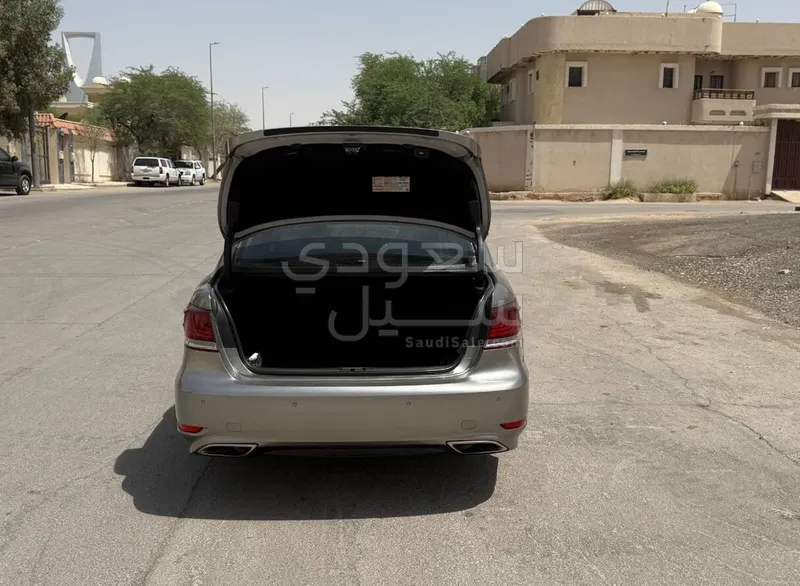 2015 Lexus LS 600h L