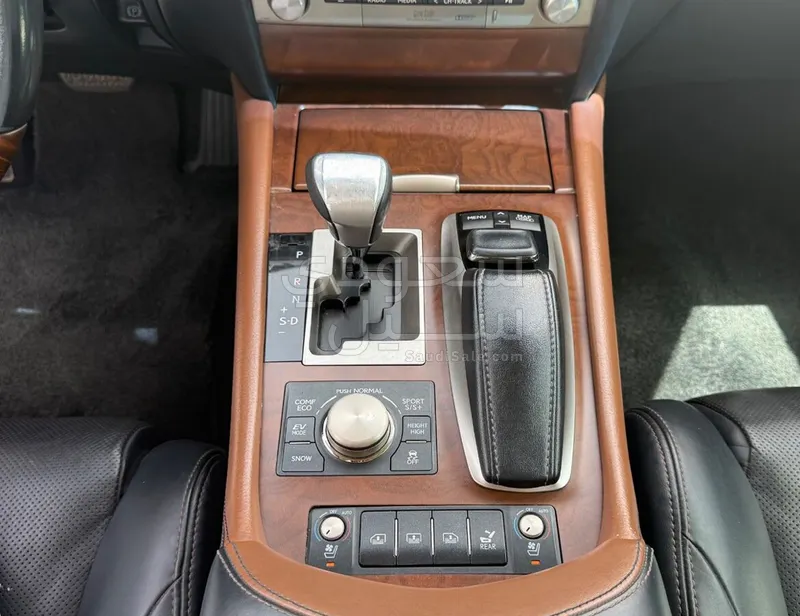 2015 Lexus LS 600h L