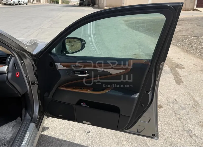 2015 Lexus LS 600h L