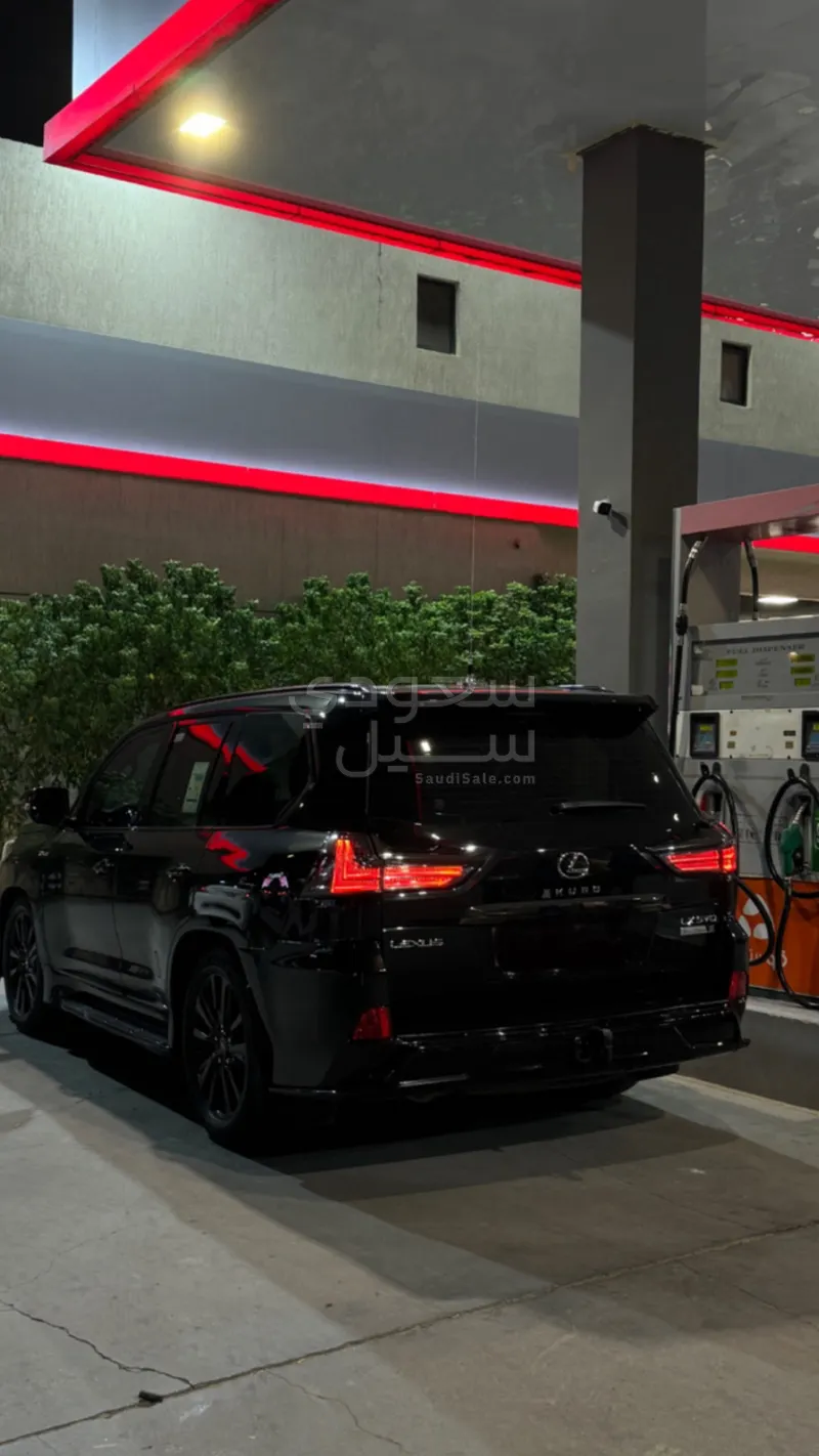 2019 Lexus LX 570