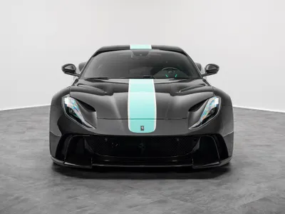2020 فيراري 812 سوبر فاست