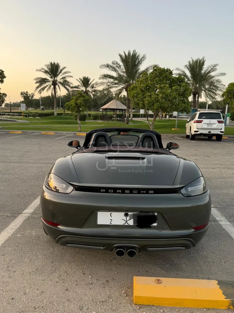 2024 بورش بوكستر