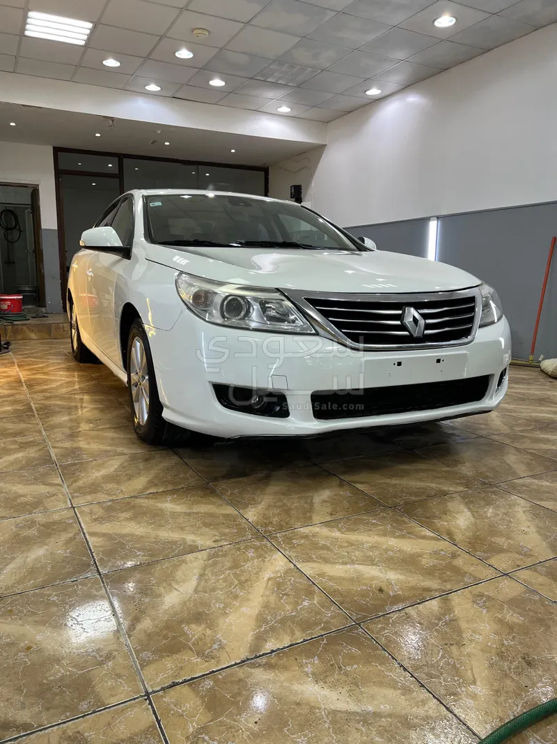 2013 Renault Safrane