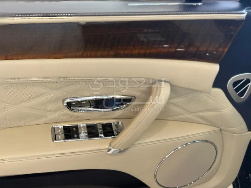 2015 Bentley Continental Flying Spur