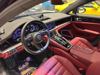 2023 Porsche Panamera 4