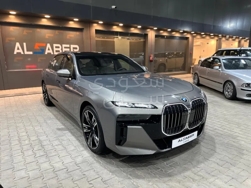 2026 BMW 7 Series 735i