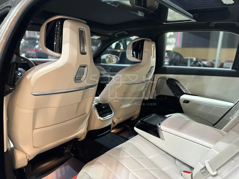 2026 BMW 7 Series 735i