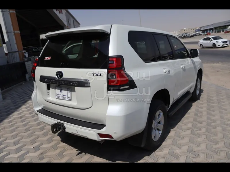 2023 Toyota Prado TX-L