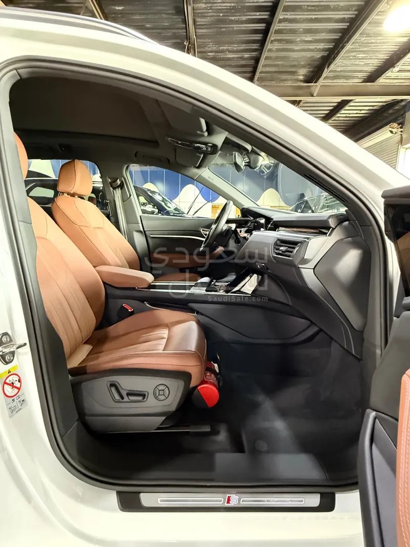 2024 Audi Q8 e tron Sportback