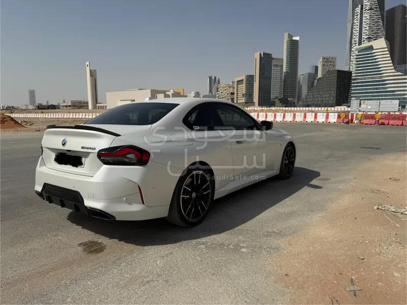 2025 بي ام دبليو الفئة الثانية إم240اي