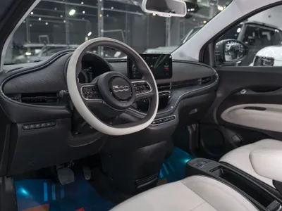 2022 فيات 500 اي لابريما