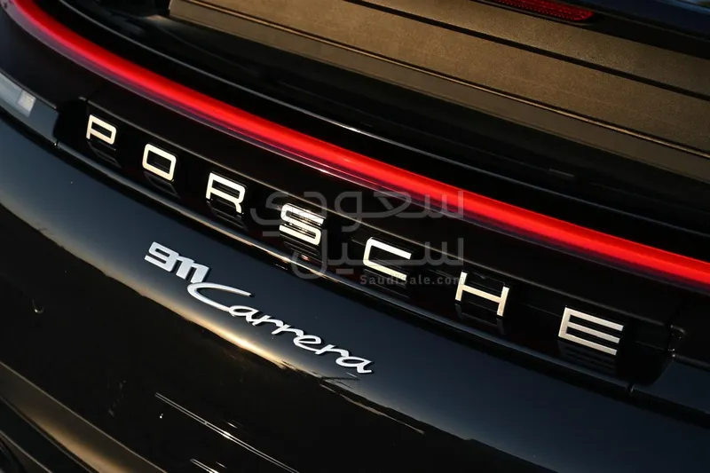 2025 بورش 911 كاريرا