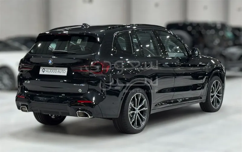 2024 BMW X Series 4 Mkit