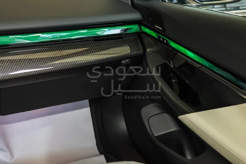 2026 بي ام دبليو الفئة الخامسة 520 أي إم كت