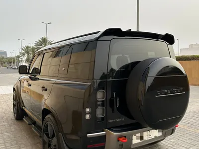 2024 لاند روفر ديفيندر اكس 110