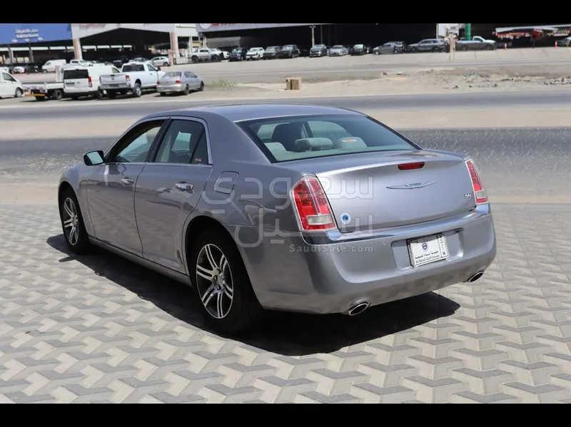 2014 Chrysler 300 C